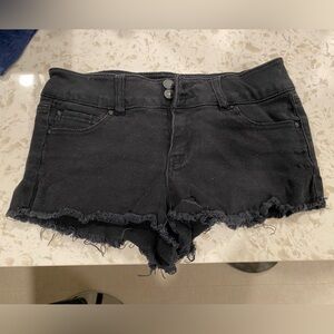 Refuge black jean shorts